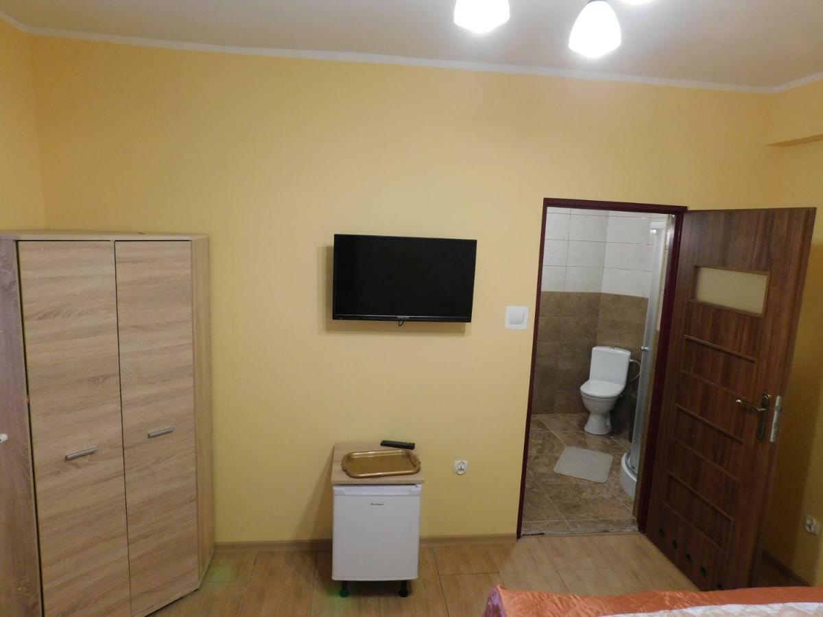 Pokoje Goscinne Marcin Łeba Exterior foto